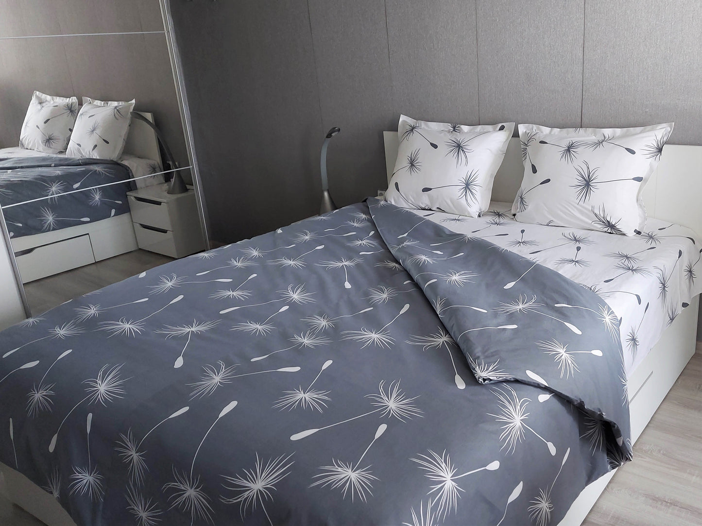 Grey Dandelions | Double Bedding Set - pillowcase 20x27"